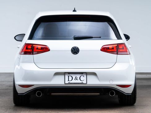 Used 2017 Volkswagen GTI S FWD image 6