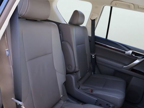 Used 2019 Lexus GX 460 Premium AWD/4WD image 13