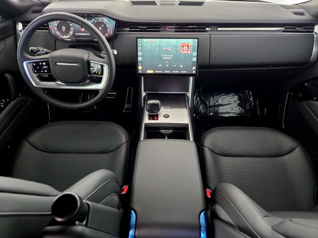 New 2026 Land Rover Range Rover SV AWD/4WD image 4