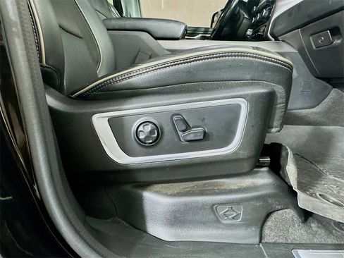 Used 2020 RAM 1500 Laramie w/ Sport Appearance Package image 24