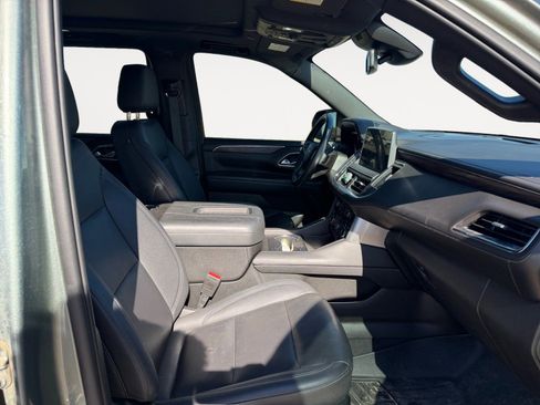 Used 2023 Chevrolet Tahoe Z71 w/ Z71 Off-Road Package image 15