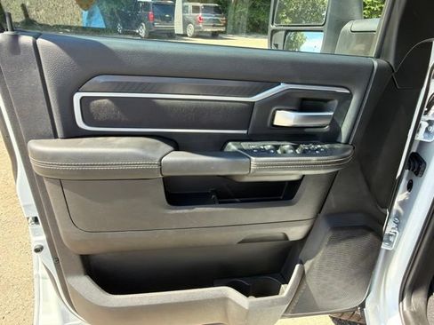 Used 2025 RAM 2500 Big Horn AWD/4WD image 24