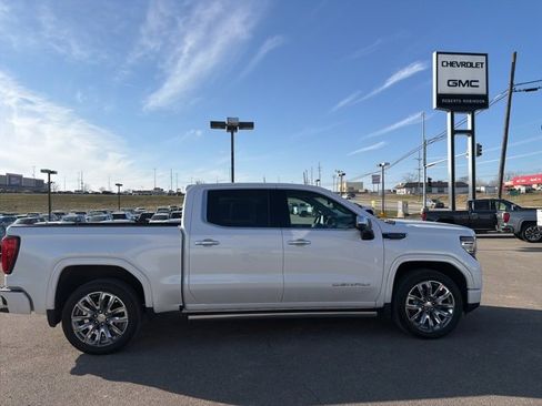 Used 2024 GMC Sierra 1500 Denali image 10