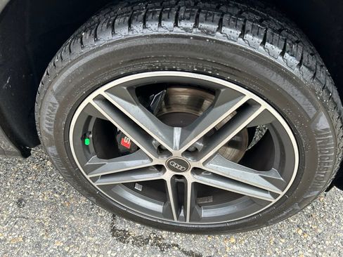 Used 2020 Audi SQ5 Premium Plus AWD/4WD image 25