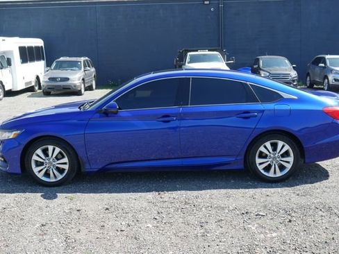 Used 2019 Honda Accord Sport image 8