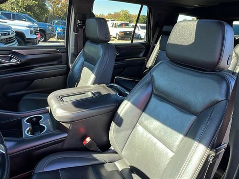 Used 2021 Chevrolet Tahoe Z71 image 15