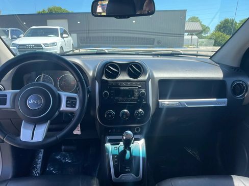 Used 2016 Jeep Compass Latitude AWD/4WD image 28