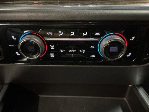 Used 2023 Chevrolet Silverado 1500 RST image 21