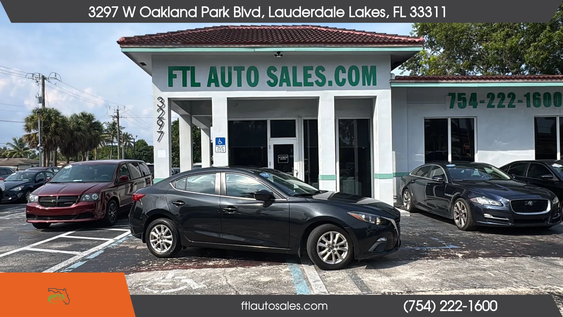 Used 2014 MAZDA MAZDA3 i Touring w/ Moonroof Package 1 FWD image 1