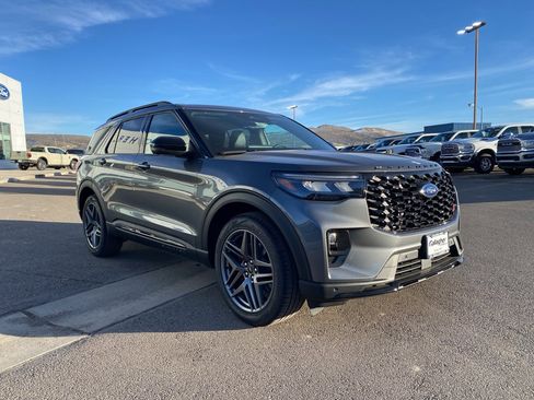 New 2026 Ford Explorer ST image 20