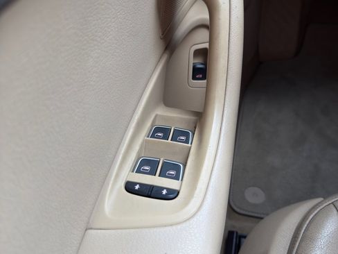 Used 2015 Audi A6 2.0T Premium image 36