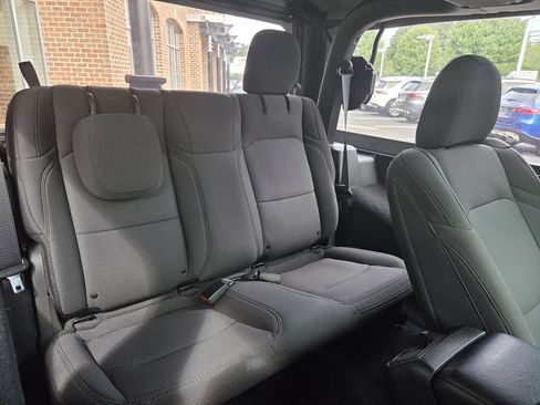 Used 2021 Jeep Wrangler Sport AWD/4WD image 28