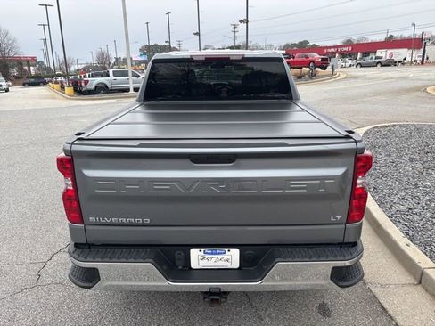 Used 2022 Chevrolet Silverado 1500 LT image 8