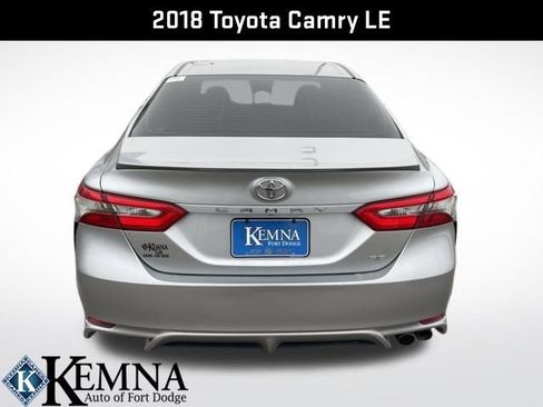 Used 2018 Toyota Camry LE image 4