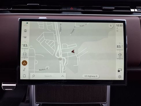 New 2025 Land Rover Range Rover SE image 12