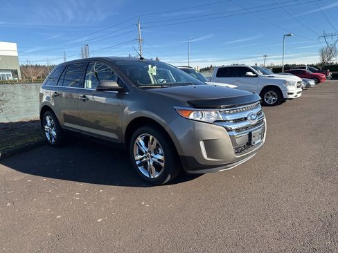 Used 2013 Ford Edge Limited w/ Driver Entry Pkg image 3