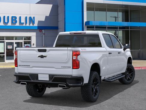 New 2026 Chevrolet Silverado 1500 Custom Trail Boss w/ LPO, Dark Essentials Package image 5
