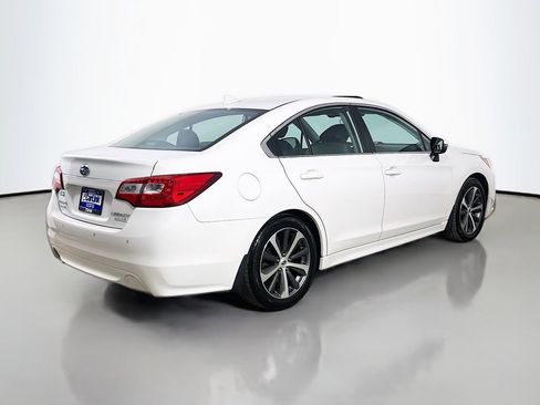 Used 2017 Subaru Legacy 2.5i Limited AWD/4WD image 8