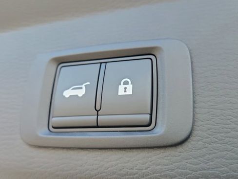 New 2025 Mitsubishi Outlander AWD image 10