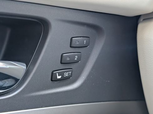 Certified 2017 Acura RLX w/ Advance Package FWD image 26