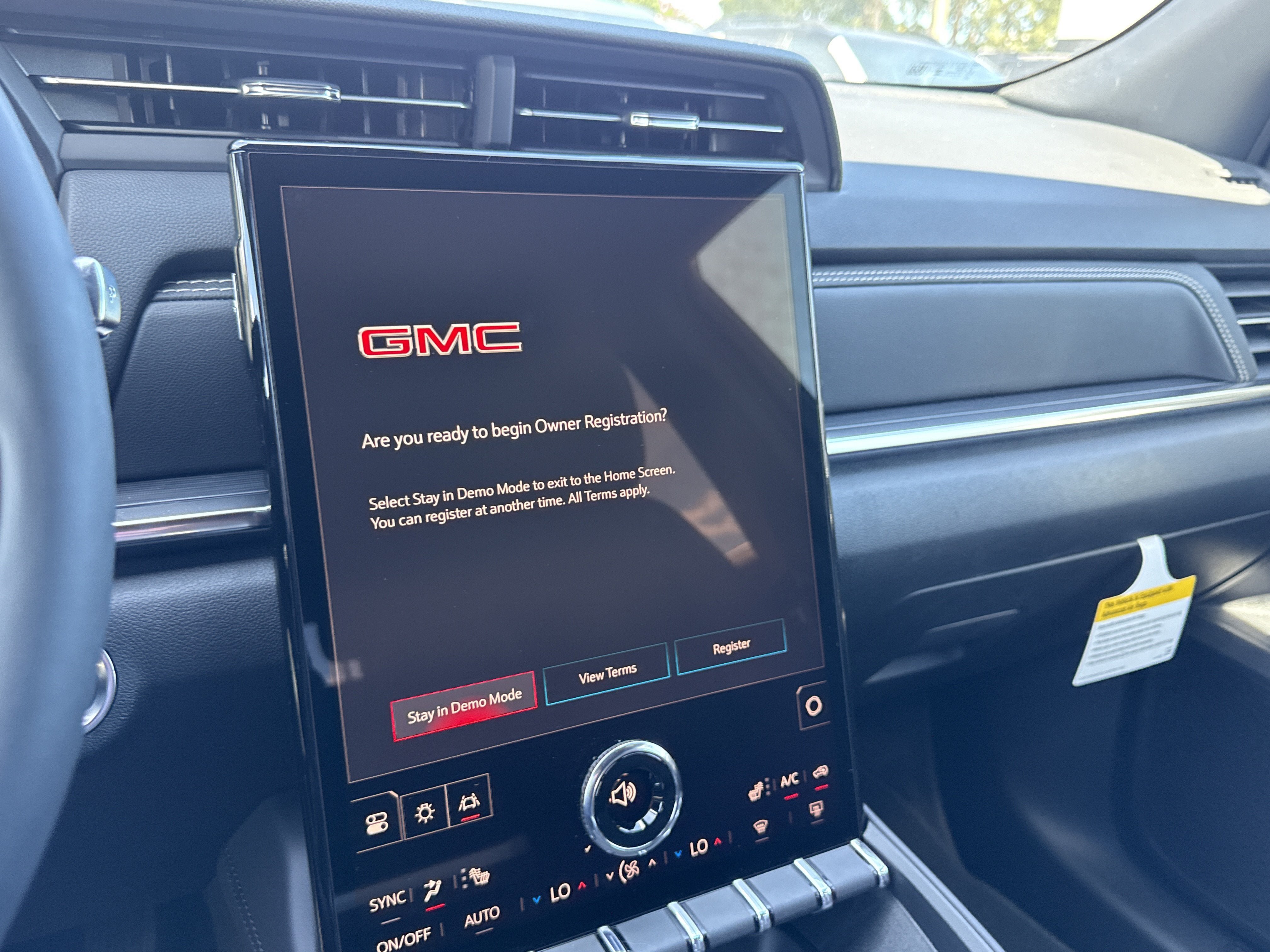New 2027 GMC Terrain Elevation w/ Elevation Premium Package FWD image 11