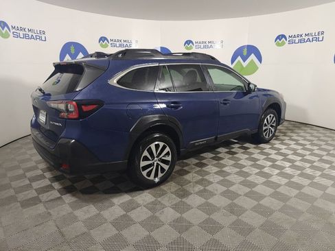 Used 2024 Subaru Outback Premium image 2