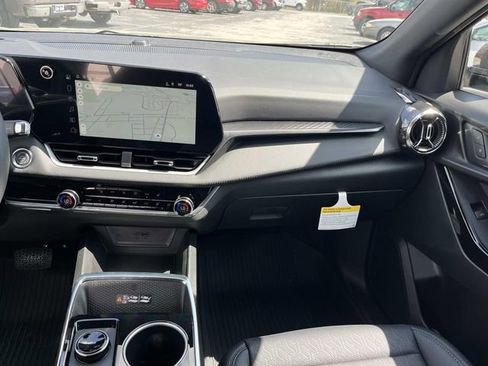 New 2026 Chevrolet Equinox LT image 11