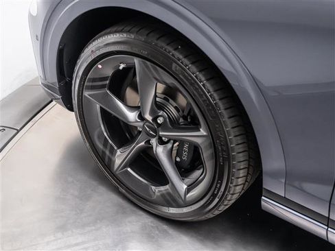 New 2026 Genesis GV70 2.5T Sport Prestige AWD/4WD image 12