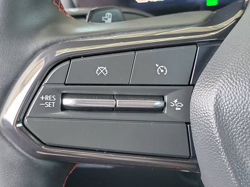 Certified 2026 Chevrolet Equinox EV RS FWD image 8