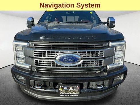 Used 2019 Ford F250 Platinum image 4