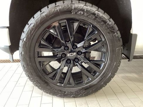 Used 2021 Chevrolet Silverado 1500 RST w/ Rally Edition image 19