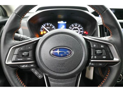 Used 2022 Subaru Crosstrek 2.0i Premium image 11