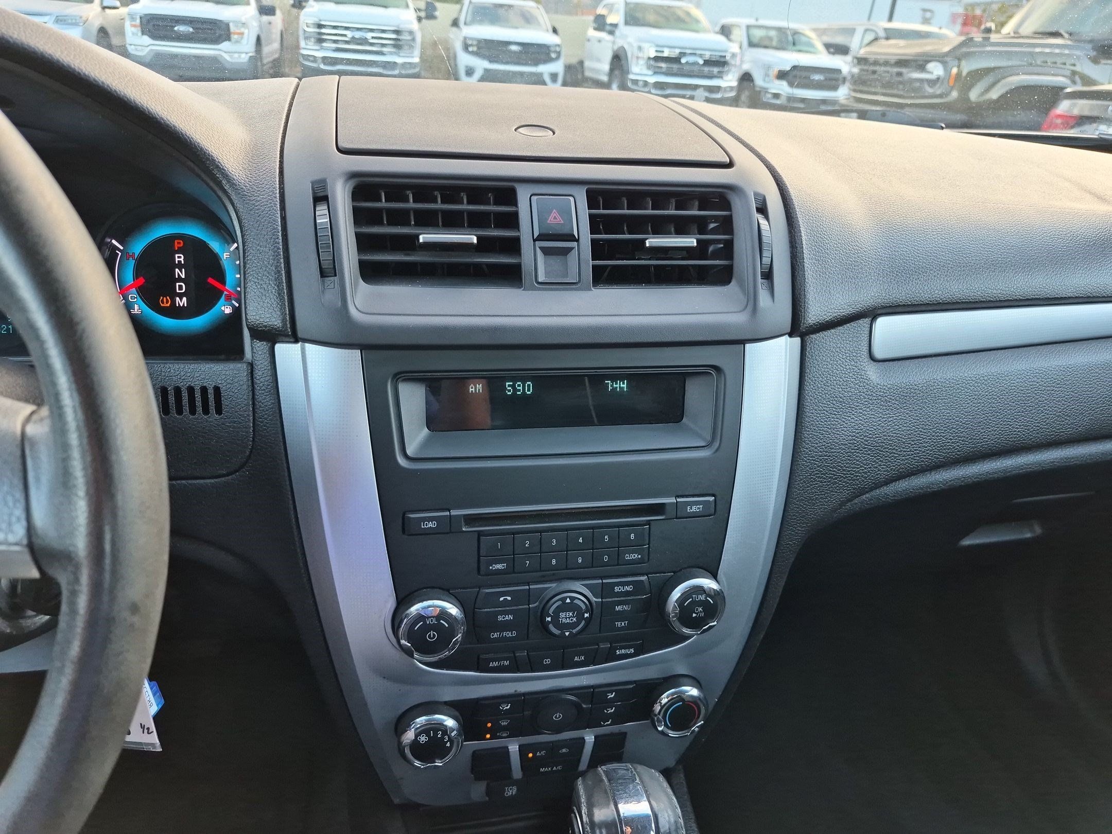 Used 2011 Ford Fusion SE w/ Appearance Pkg FWD image 24