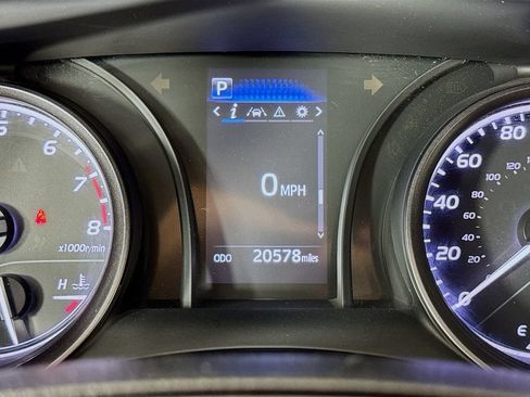 Used 2024 Toyota Camry SE FWD image 6