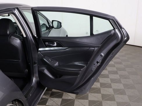 Used 2023 Nissan Maxima SV w/ Floor Mat Group FWD image 21