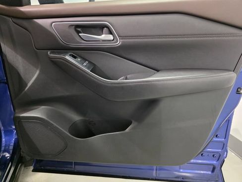 Used 2021 Nissan Rogue SV w/ Premium Package AWD/4WD image 30