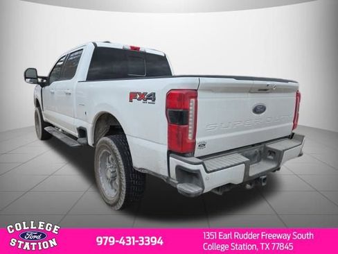 Used 2023 Ford F250 XLT w/ XLT Premium Package image 4