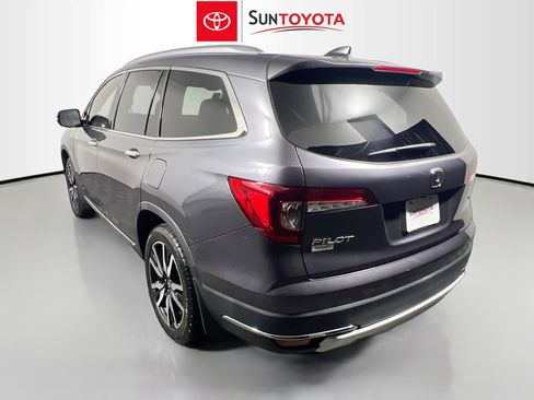 Used 2021 Honda Pilot Touring image 6