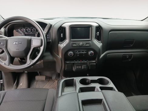 Used 2021 Chevrolet Silverado 1500 Custom AWD/4WD image 10