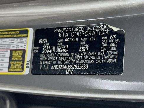 Used 2025 Kia Soul LX w/ LX Technology Package image 12