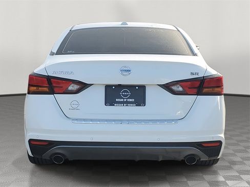 Used 2022 Nissan Altima 2.5 SR image 6