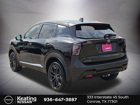 Certified 2025 Nissan Kicks SR image 5