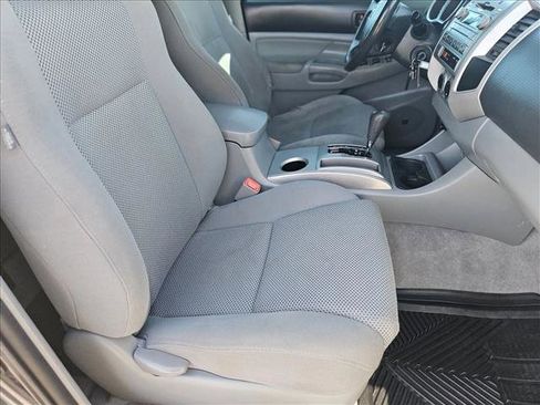 Used 2011 Toyota Tacoma 4x4 Double Cab image 19