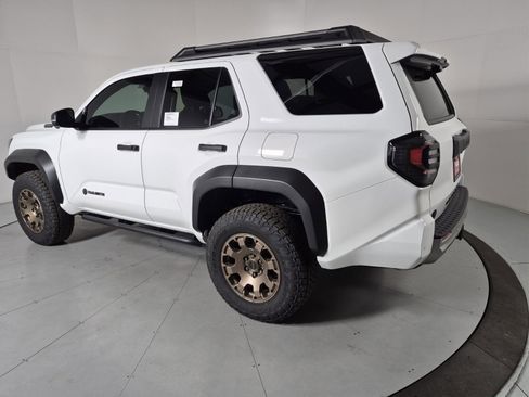 New 2026 Toyota 4Runner 4WD image 3
