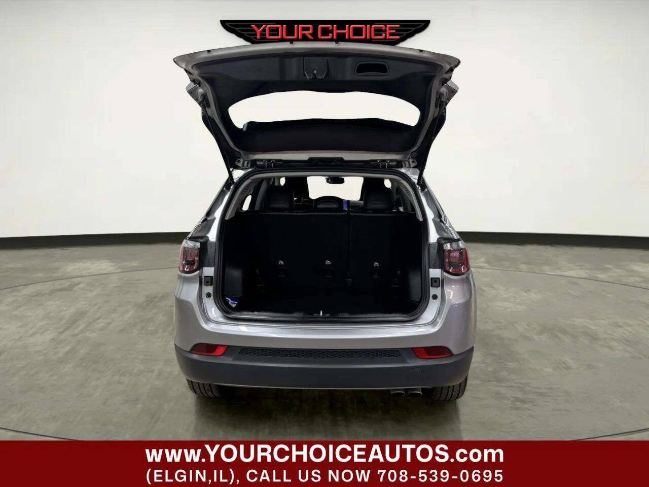 Used 2022 Jeep Compass Limited AWD/4WD image 5