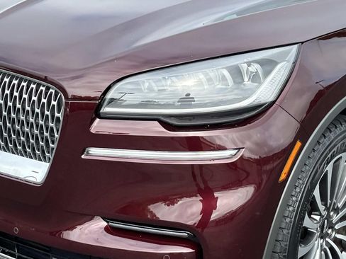 Used 2022 Lincoln Aviator Reserve w/ Elements Package Plus AWD/4WD image 10