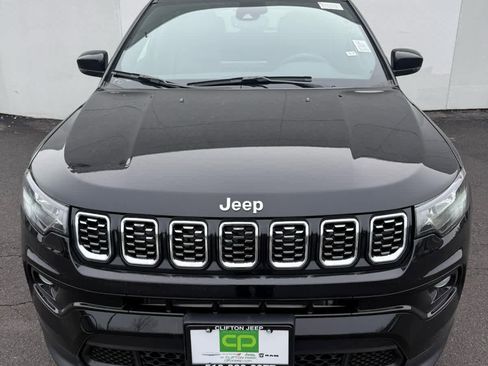 New 2026 Jeep Compass Limited image 5