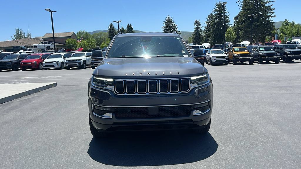 Used 2023 Jeep Wagoneer 4WD w/ Convenience Group I image 2