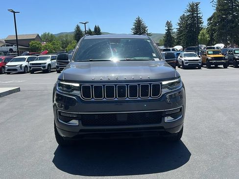 Used 2023 Jeep Wagoneer 4WD w/ Convenience Group I image 2