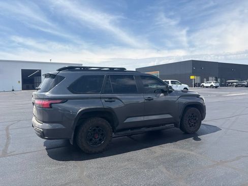 Used 2024 Toyota Sequoia TRD Pro AWD/4WD image 10